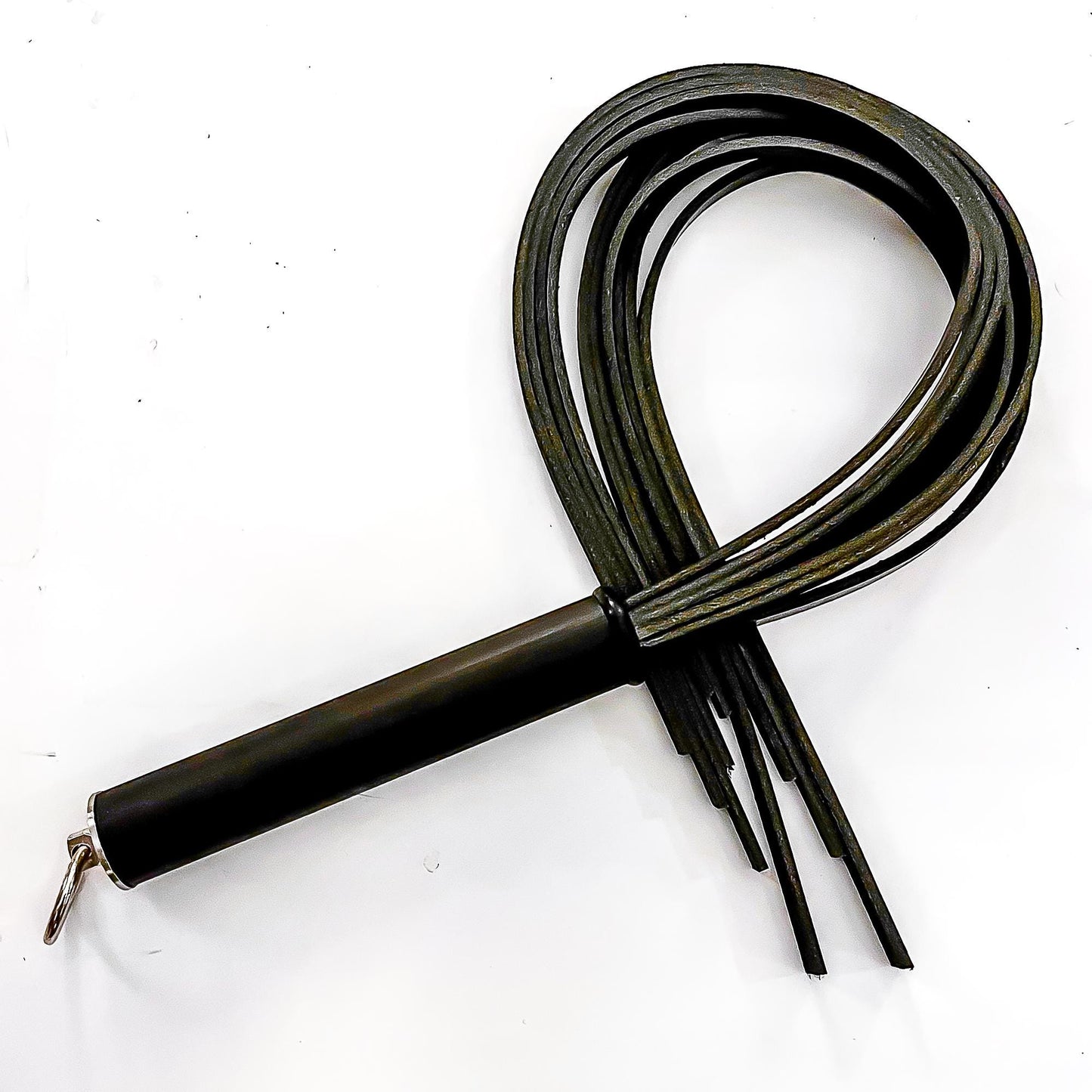 Buffalo Gals/Hard&Heavy/Black (76cm/30") whip made of hard buffalo leather. BDSM