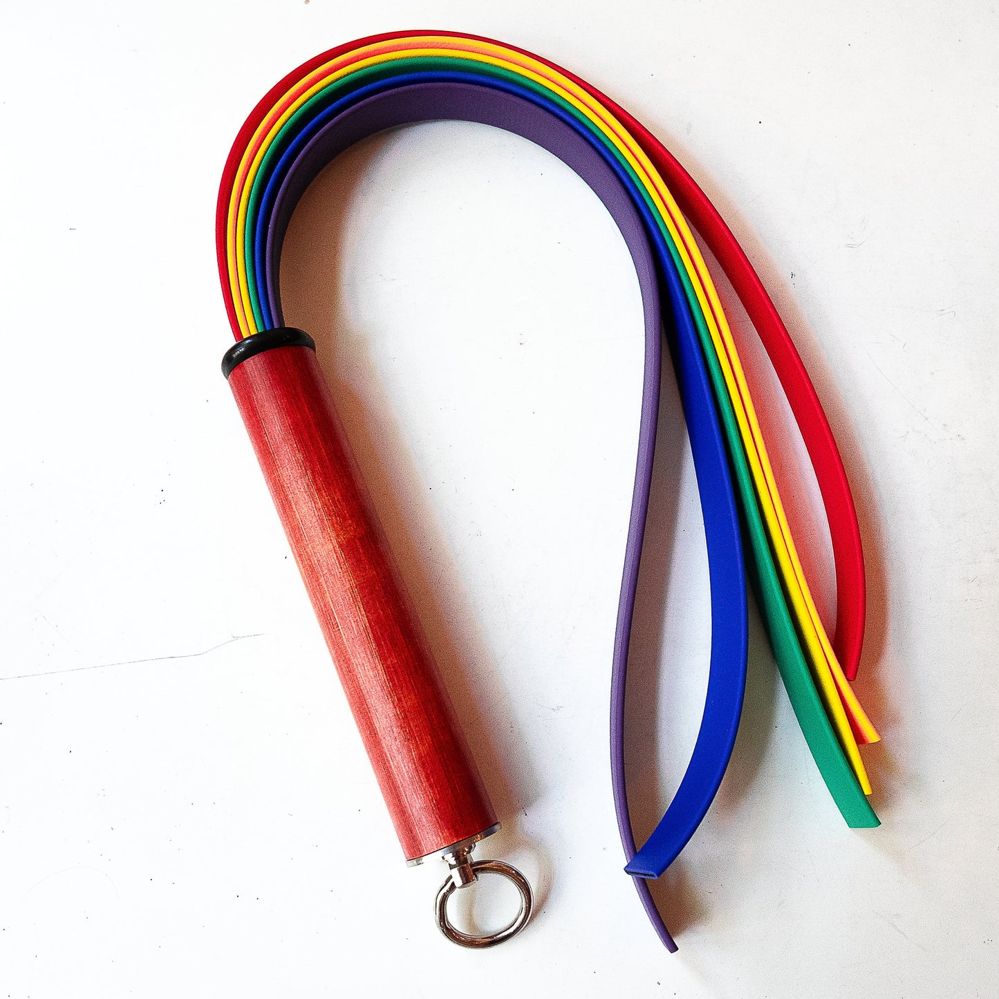 Pop Art/Rainbow. 61cm/24" BioThane-Peitsche mit 6 Strängen