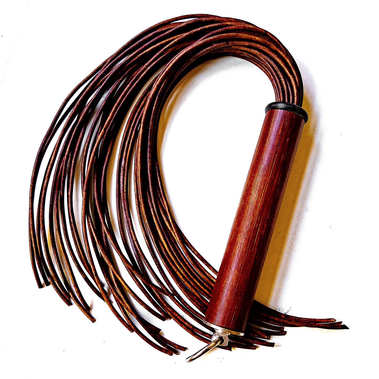 Leather flogger "Spaghettoni/Porcini". 61cm/24"