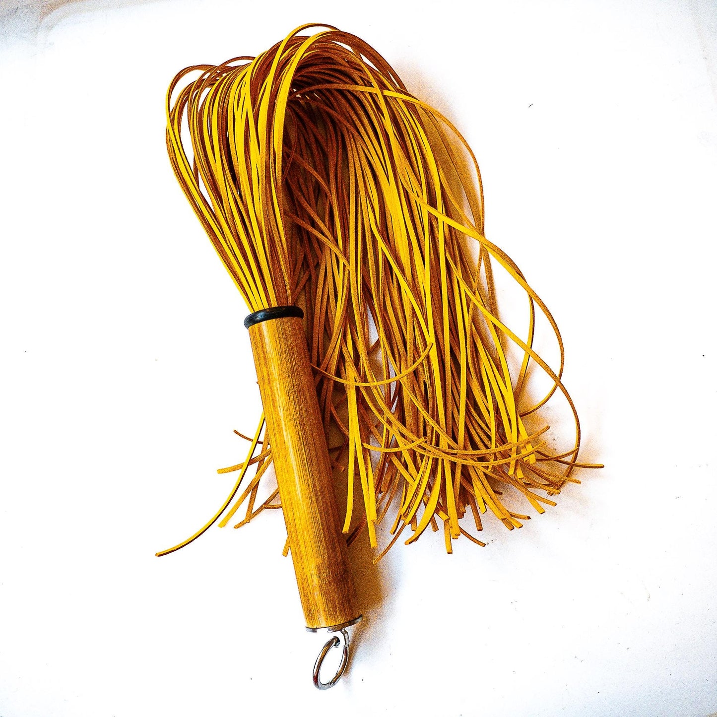 Linguine/Vegan/Girasole. 61cm/24" floggers