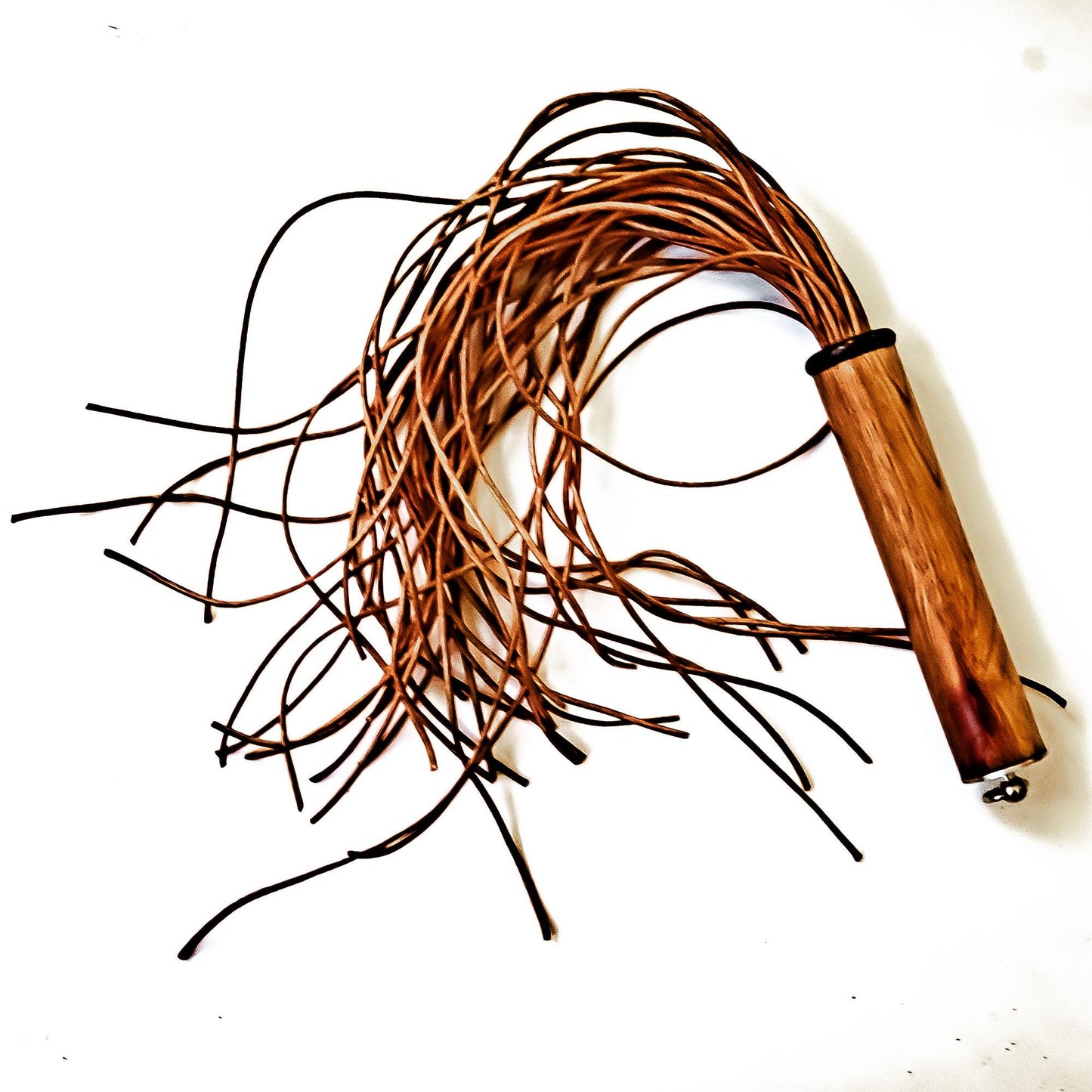 Mini/Spaghetti/Porcini. 43cm/17" flogger with 40 strands