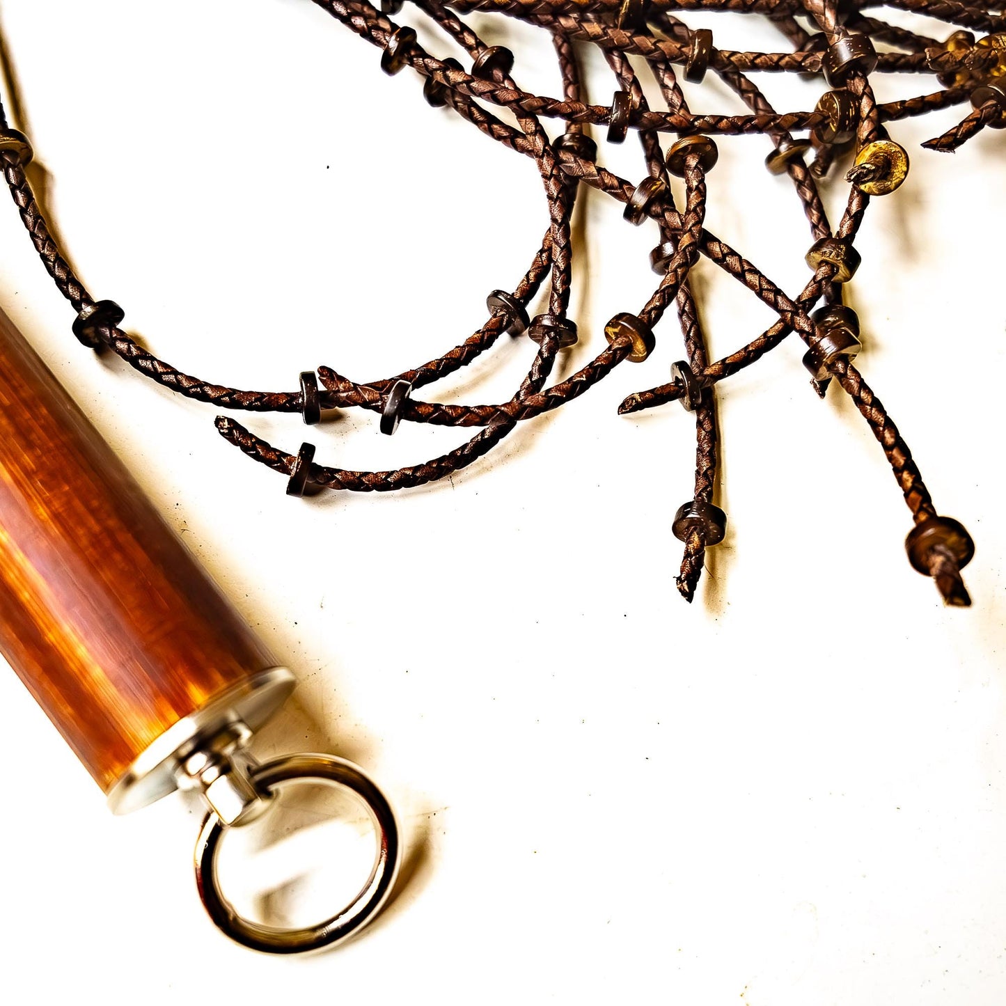 Crisp/Chocolate. 53cm/21" Perlenflogger