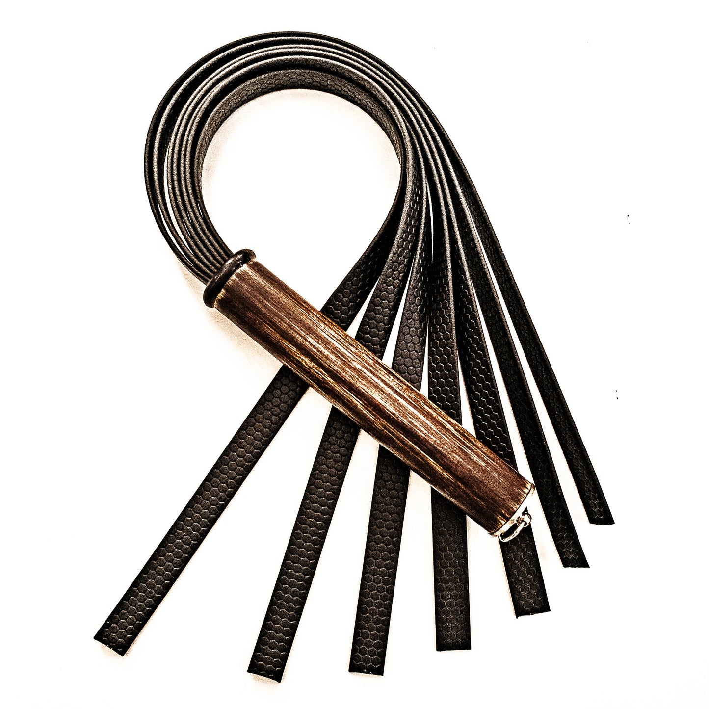 Pop Art/Black. 61cm/24" rubber whip with 7 strands
