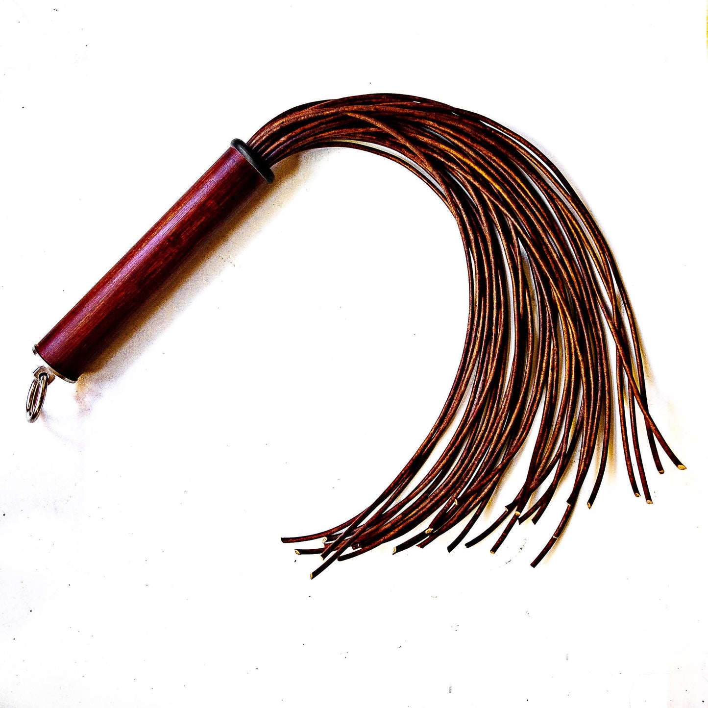 Leather flogger "Spaghettoni/Porcini". 61cm/24"