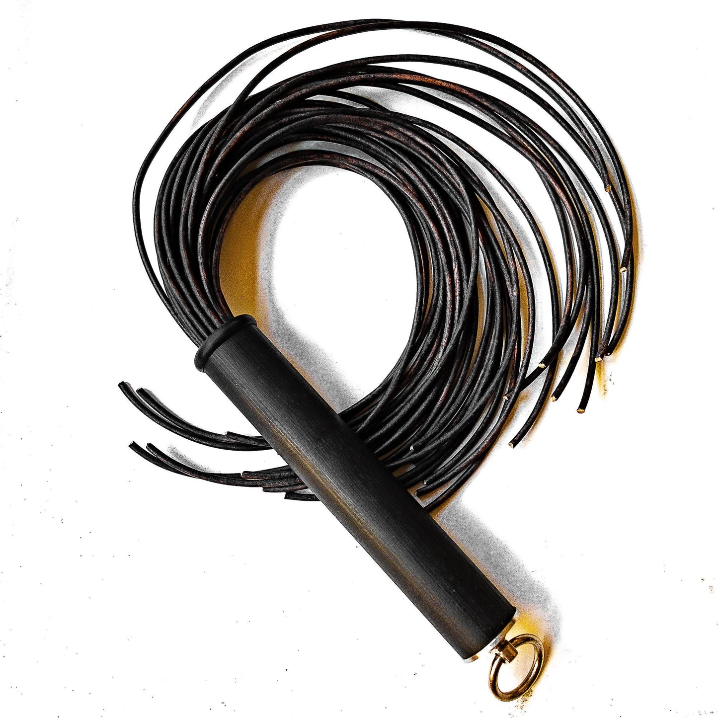 Leather flogger "Spaghettoni/Sepia". 61cm/24"