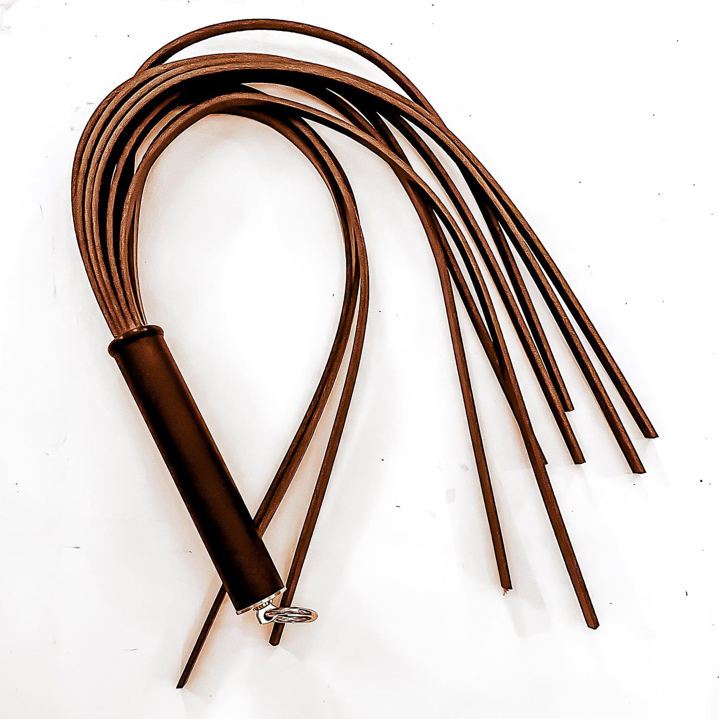 Buffalo Gals/Hard&Heavy/Brown (71cm/28") whip made of hard buffalo leather. BDSM