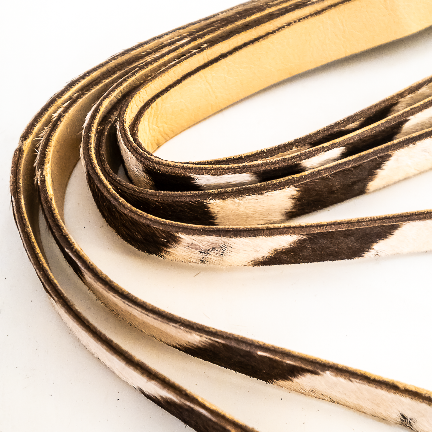 Zebra! 53cm/21" whip made of real zebra fur