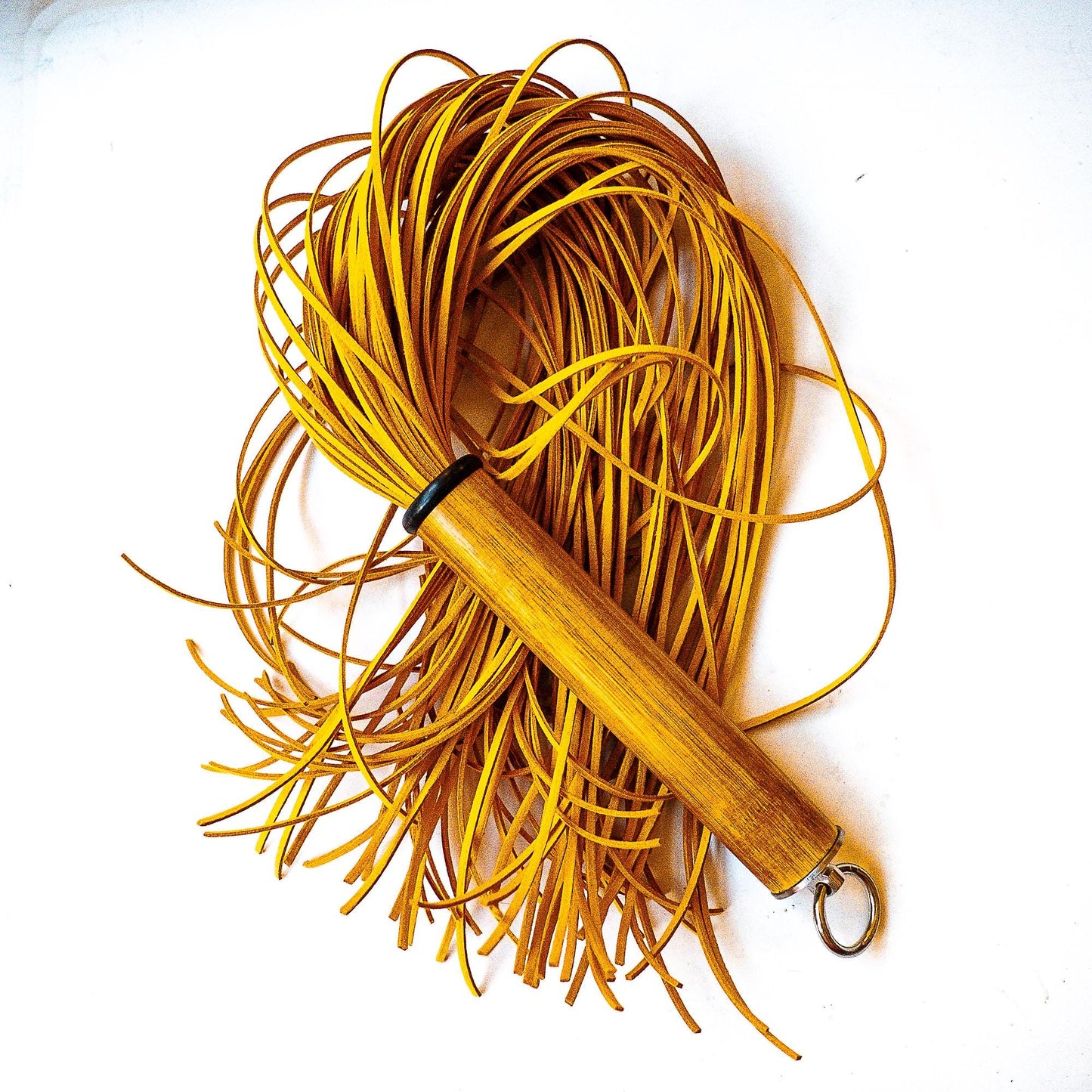 Linguine/Vegan/Girasole. 61cm/24" floggers