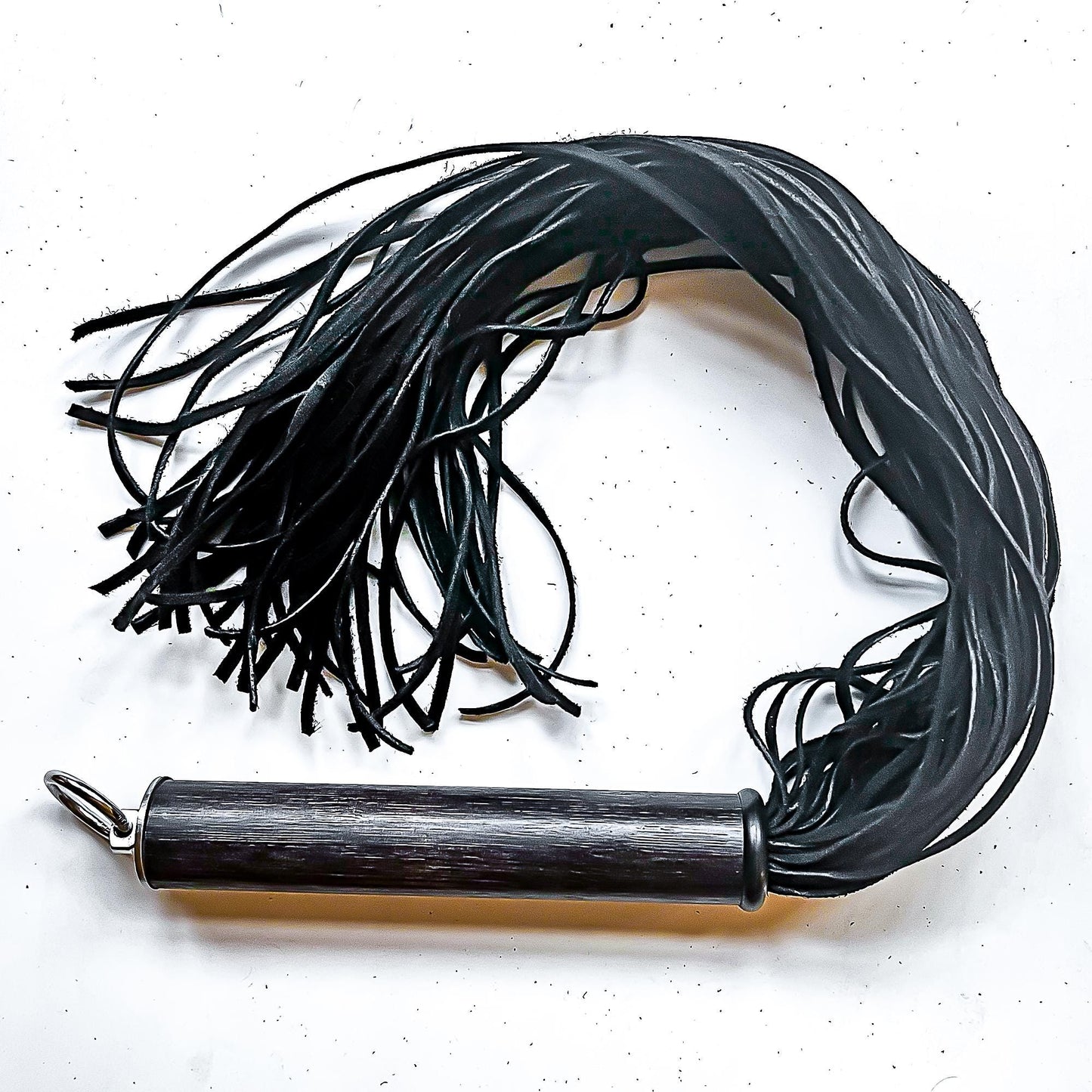Linguine/Nero. 61cm/24" Veloursleder-Flogger