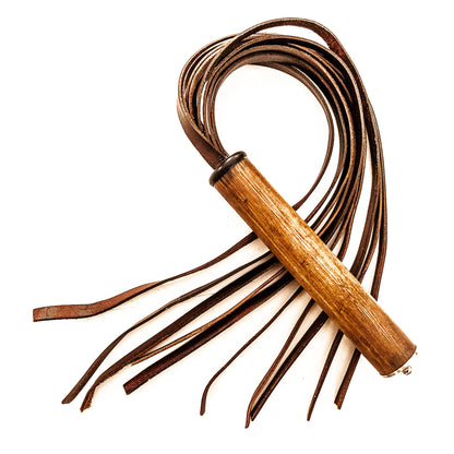 Vero Cuoio/Espresso. 61cm/24" leather flogger