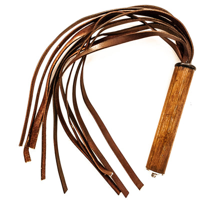 Vero Cuoio/Espresso. 61cm/24" leather flogger