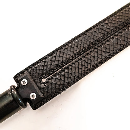 Tawse/Salmon/Black. 51cm/20", double-tongued paddle made of layered leather with carbon inlay