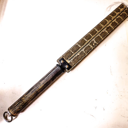 Tawse/Snake. 51cm/20", double-tongued paddle made of layered leather