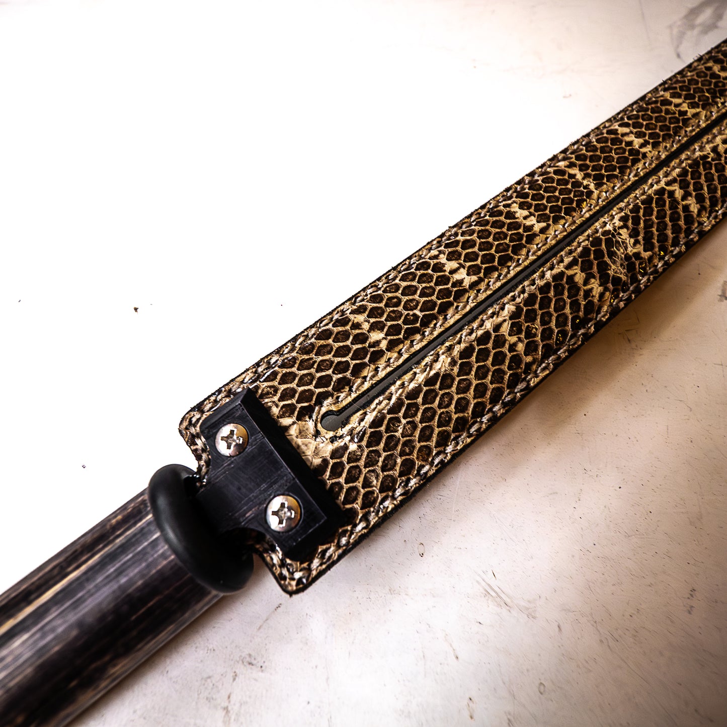 Tawse/Snake. 51cm/20", double-tongued paddle made of layered leather