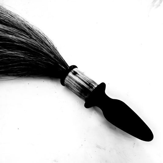 Pegasus/Schwarz. Großer Anal-Plug mit echtem Rosshaar-Schweif