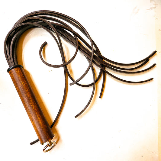 Just Leather / Brown. 61cm/24" flogger made of strong leather strips