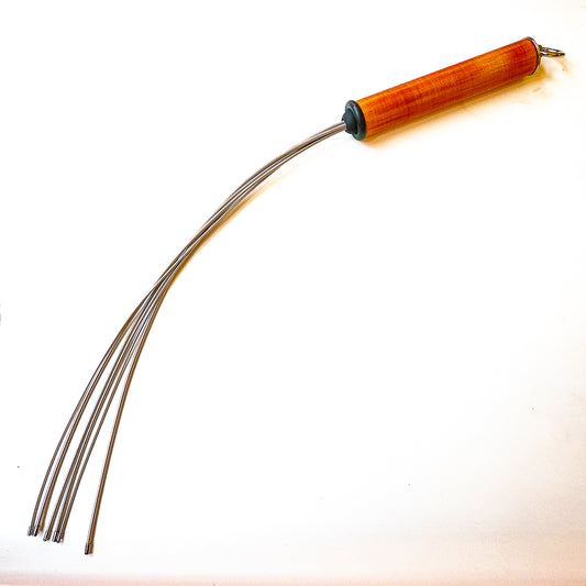 EADG. 61cm/24" whip made of real bass strings