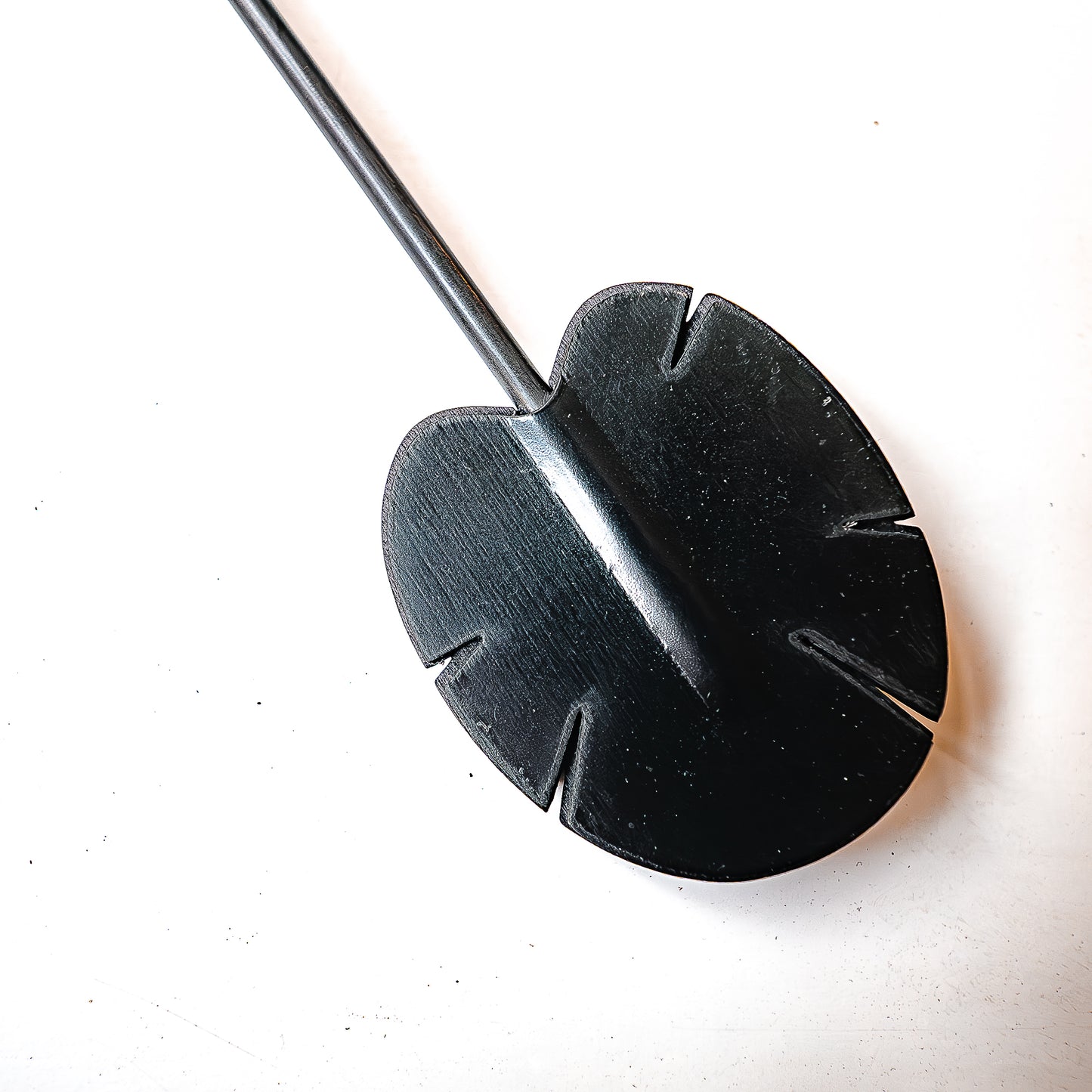 Lotus. 59cm/23" Asian carbon riding crop with lotus motif.