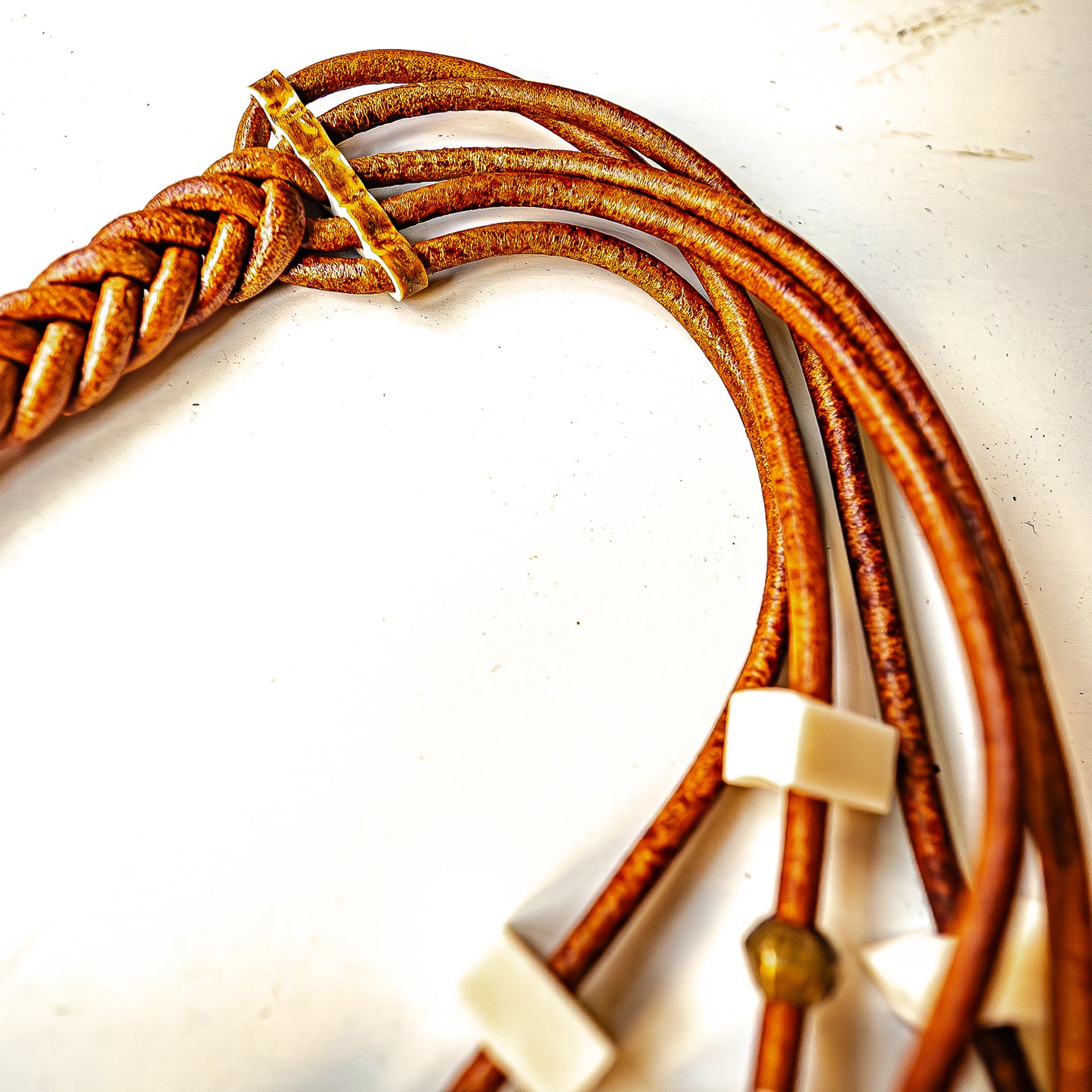 Flagrum Ossarium / 24 Zoll. Roemische Geissel (61cm/24") nach antikem Vorbild