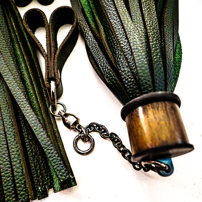 Poi/Fir Green Finger Floggers (pair, each 33cm leather + 25cm finger loops and chain)