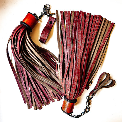 Poi/Chocolate Finger Floggers (pair, each 33cm leather + 25cm finger loops and chain)