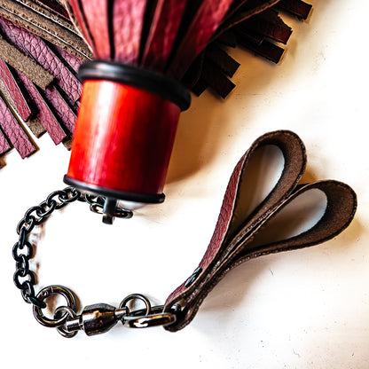 Poi/Chocolate Finger Floggers (pair, each 33cm leather + 25cm finger loops and chain)