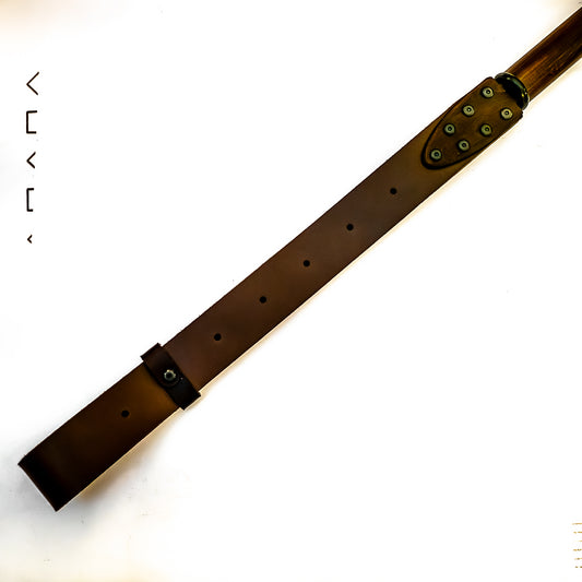 Vaters Gürtel / Braun. Schlaufenpeitsche aus einem echten Gürtel 56cm/22"