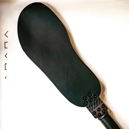 ... Made for Walking: Paddle mit Gummi-Schuhsohle und veganem Leder