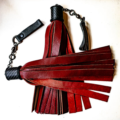 Poi/Wide/Blood-red. Finger floggers (Pair, 30cm leather + 23cm handle each, finger loops and chain)
