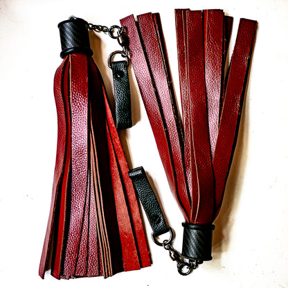 Poi/Wide/Blood-red. Finger floggers (Pair, 30cm leather + 23cm handle each, finger loops and chain)