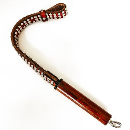 Mini / alter Gürtel (#2). Schlaufenpeitsche aus einem alten Nietengürtel 43cm/17"