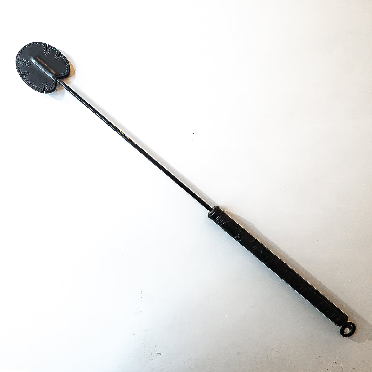 Lotus. 51cm/20" Asian carbon riding crop with lotus motif.