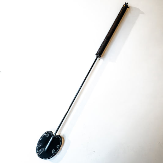 Lotus. 51cm/20" Asian carbon riding crop with lotus motif.