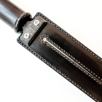 Tawse/Slim/Black. 51cm/20", two-pronged paddle made of 2 x 2mm leather with carbon inlay